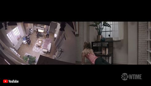 撮影現場の「高速模様替え」がすごい　ジム・キャリー主演ドラマのメイキング映像公開