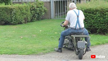 履帯 バイク 魔改造 フランス モト・シェニール