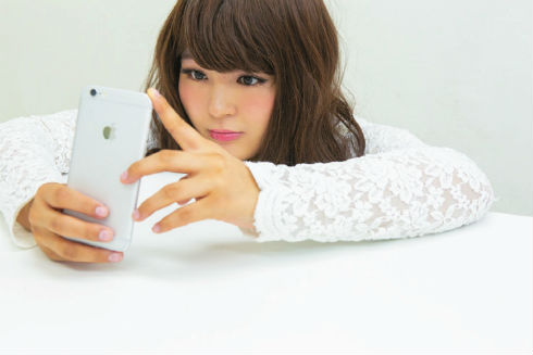 ゆにばーす はら 詐偽メイク CanCam ゆにばーすはらの#詐欺メイク 自撮り