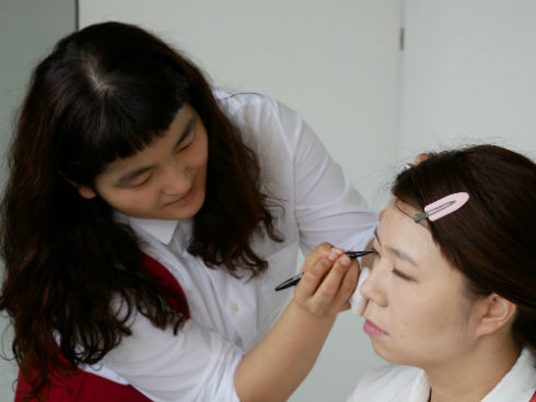 ゆにばーす はら 詐偽メイク CanCam ゆにばーすはらの#詐欺メイク 自撮り