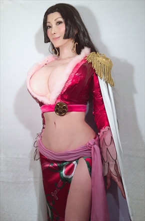 叶美香 コスプレ 叶姉妹 ハンコック ONE PIECE ワンピース
