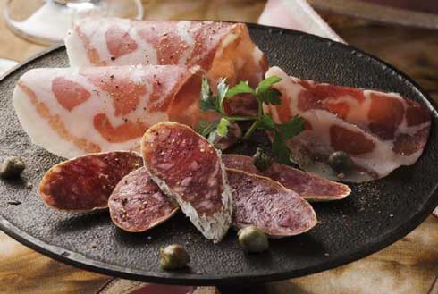 トンネル 熟成 ハム クラウドファンディング 唐津くん煙工房