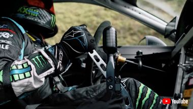 ドリフト ニュルブルクリンク モンスターエナジー ヴァン・ギッティンJr