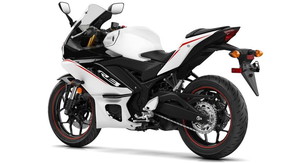 YZF-R3 R25 ヤマハ