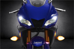YZF-R3 R25 ヤマハ