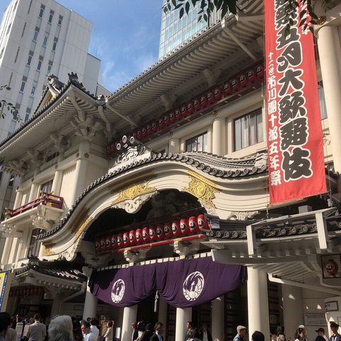 トリップアドバイザー