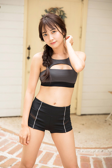 黒木ひかり 神的美少女 グラビア ヤングチャンピオン烈 太陽とオオカミくんには騙されない