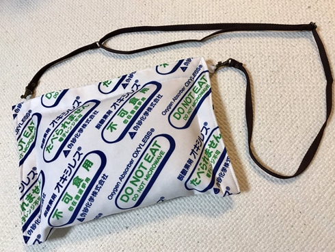 脱酸素剤 サコッシュ