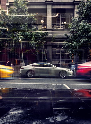 レクサス ES デジタルミラー