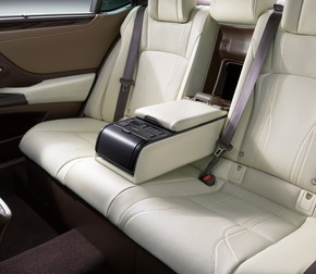 レクサス ES デジタルミラー