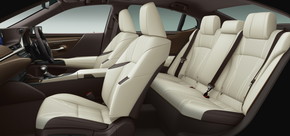 レクサス ES デジタルミラー