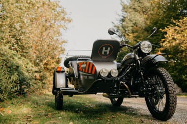 ウラル サイドカー ドローン バイク