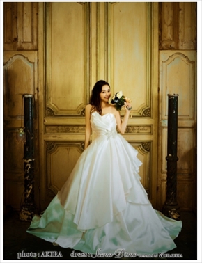 杉原杏璃 結婚 入籍 音楽会社 社長 代表取締役 相手 グラビア ウエディングドレス