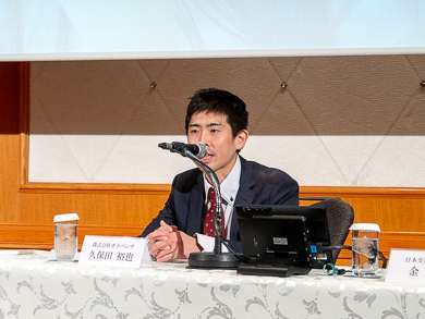 図書館タクシー　日本交通　オトバンク　オーディオブック　記者発表会　久保田裕也