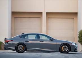 レクサス SEMA カスタム