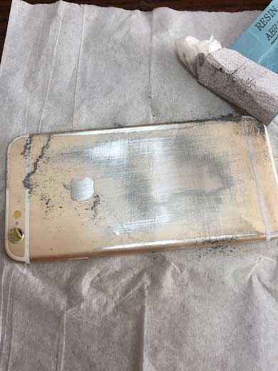 iPhone 背面 ピッカピカ 磨いて 鏡面 研磨