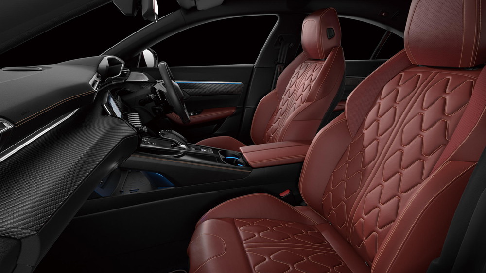 プジョー「508」