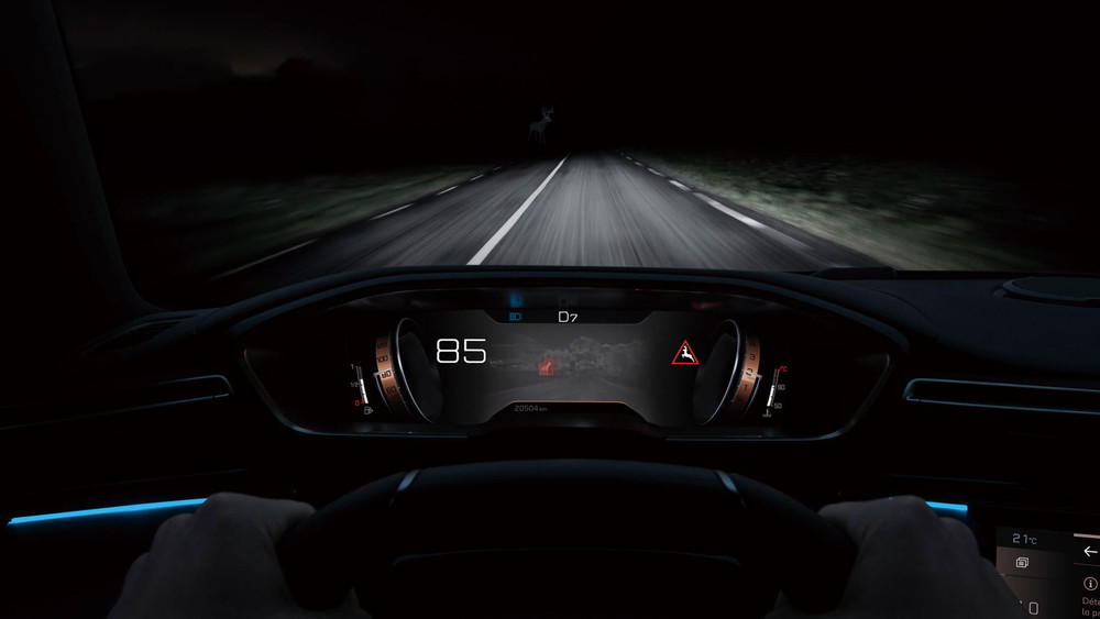 プジョー「508」