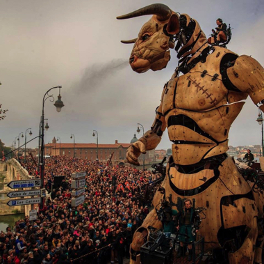 フランス ミノタウロス アリアドネ ロボット