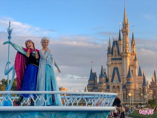 ディズニー クリスマス パレード