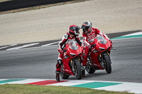 ドゥカティ パニガーレV4R SBK