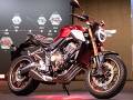 名車「ヨンフォア」風なネオレトロも　ホンダ、中型バイクの新型「CB/CBR」シリーズをミラノで発表