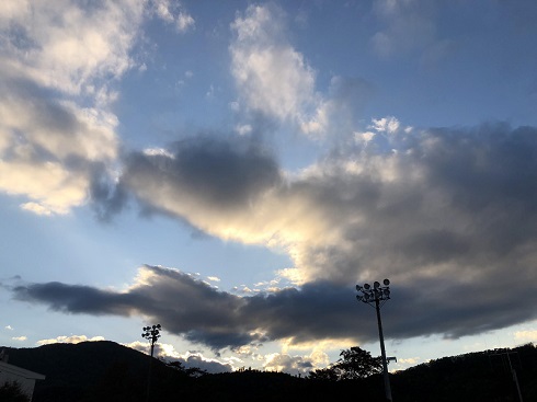 ゆるキャン レポート 学園祭 音楽祭