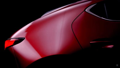 リア部分は流れるような形状に