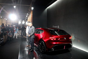 アクセラ 4代目 魁CONCEPT