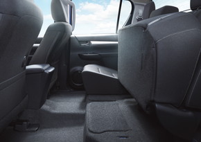 ハイラックス 50周年 限定車