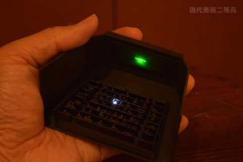 映画 スタッフロール スマホ いじる人 立体化 模型