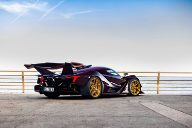 世界に10台しかない希少なハイパーカー