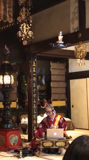 テクノ法要 ドローン仏様 ナムい 龍岸寺 朝倉行宣