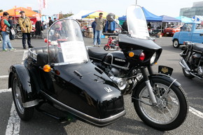 お台場 旧車 クラシックカー