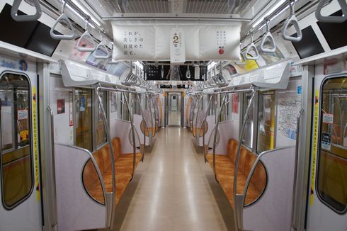 布団　中吊り　羽毛　東京メトロ　東京西川　西川産業