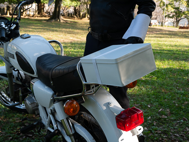 三億円事件　ツアー　三和交通　第2現場　白バイ　荷台