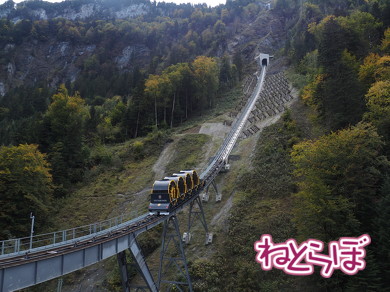 世界一急勾配 ケーブルカー シュトースバーン スイス