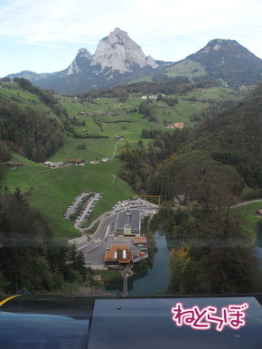 世界一急勾配 ケーブルカー シュトースバーン スイス