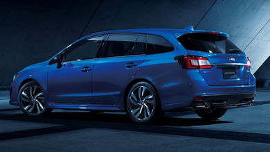 スポーツモデルの人気カラー「WRブルー・パール」を用意