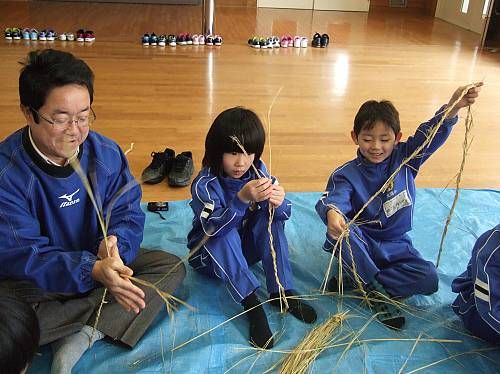 来訪神　無形文化遺産　仮面　仮装　なまはげ　パーントゥ　トシドン　アマメハギ　アマハゲ　水かぶり　カセドリ