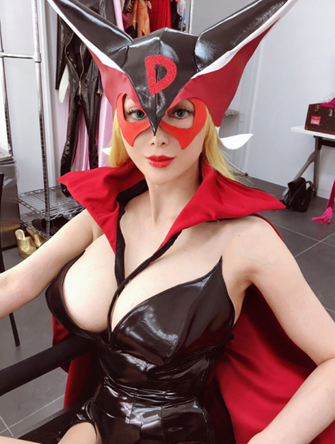 叶姉妹 叶美香 叶恭子 コスプレ ヤッターマン ドロンジョ  ブログ