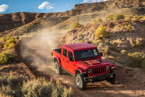 ジープ ピックアップトラック グラディエーター