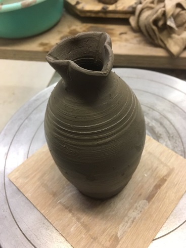 とっくり 注ぎ口 マナー講師 撲滅 インスタばえ