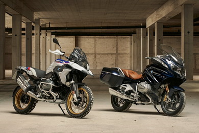 左からR1250GS、R1250RT