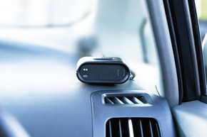 プリウス 踏み間違い ブレーキ