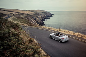 アウディ TT 20周年