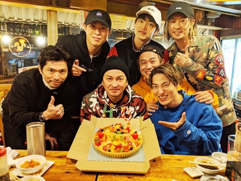 dapamp issa tomo usa ダンス 誕生日 40歳