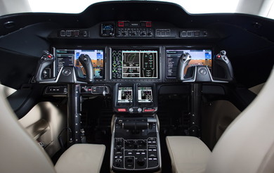 HondaJet Eliteのコックピット