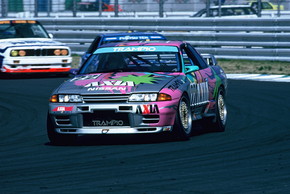 GT-R パーツ 再生産