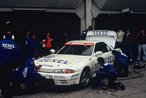 GT-R パーツ 再生産